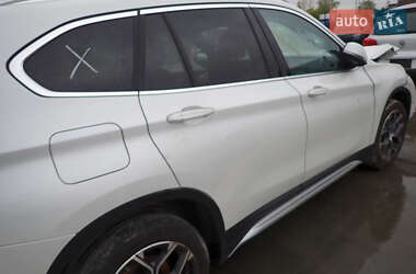 Внедорожник / Кроссовер BMW X1 2021 в 