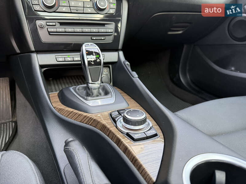 Внедорожник / Кроссовер BMW X1 2014 в Киеве