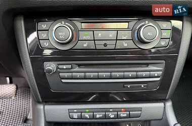 Позашляховик / Кросовер BMW X1 2014 в 