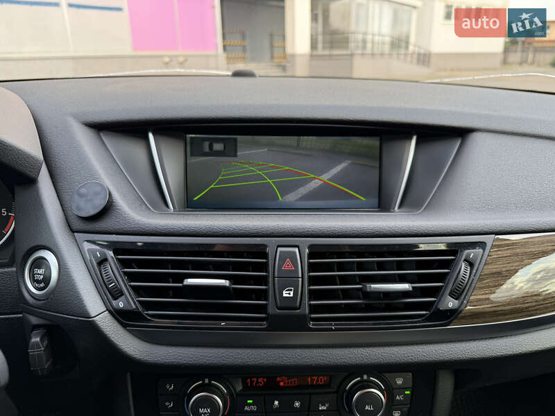 Внедорожник / Кроссовер BMW X1 2014 в Киеве