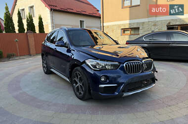 Внедорожник / Кроссовер BMW X1 2017 в Львове