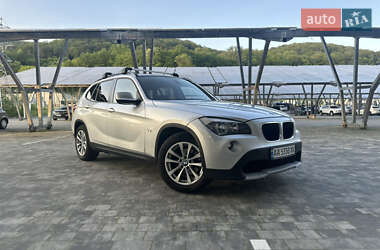 Позашляховик / Кросовер BMW X1 2009 в 
