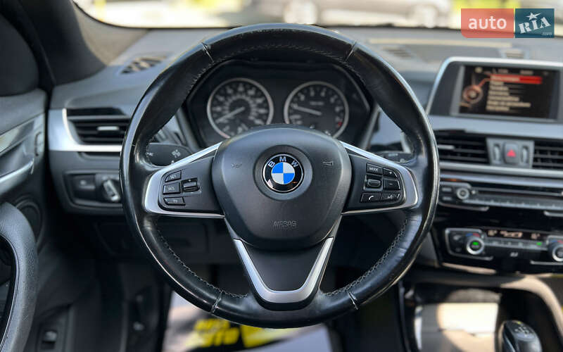 Внедорожник / Кроссовер BMW X1 2016 в Львове