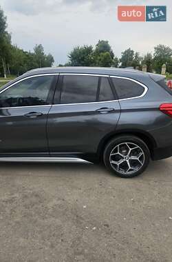 Внедорожник / Кроссовер BMW X1 2016 в 
