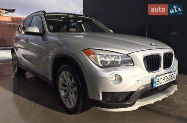 Внедорожник / Кроссовер BMW X1 2015 в 