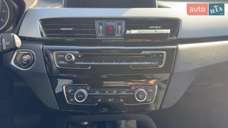 Позашляховик / Кросовер BMW X1 2018 в Києві фото 9 Позашляховик / Кросовер BMW X1 2018 в Києві