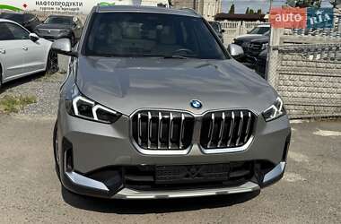 Внедорожник / Кроссовер BMW X1 2023 в 