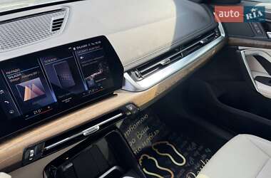 Внедорожник / Кроссовер BMW X1 2023 в 