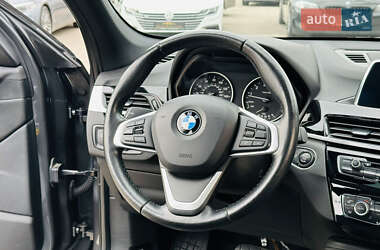 Внедорожник / Кроссовер BMW X1 2017 в 