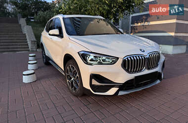 Внедорожник / Кроссовер BMW X1 2020 в Киеве