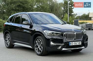 Позашляховик / Кросовер BMW X1 2020 в 