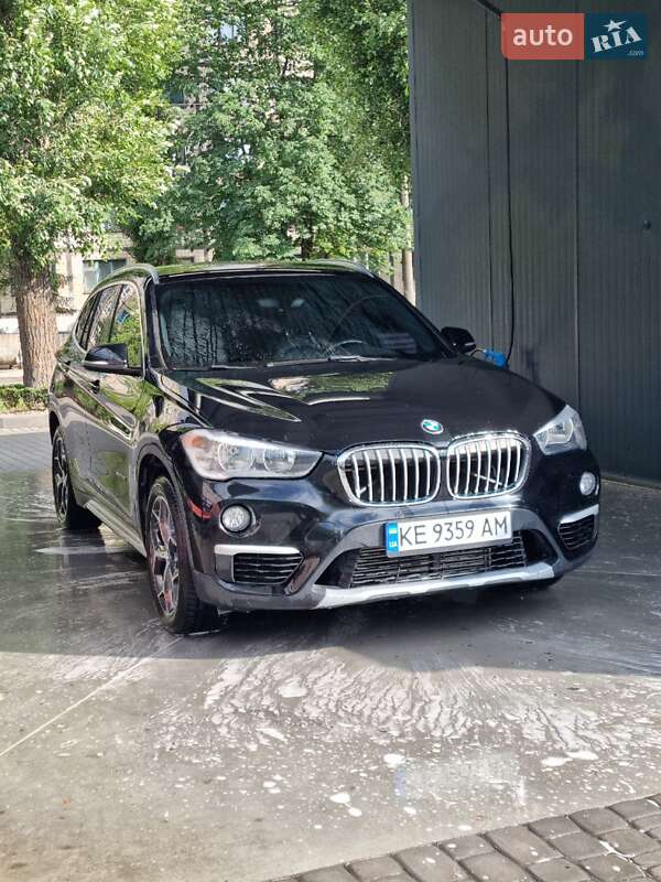 Позашляховик / Кросовер BMW X1 2016 в Кривому Розі