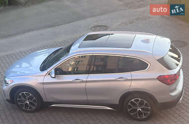 Внедорожник / Кроссовер BMW X1 2020 в Самборе