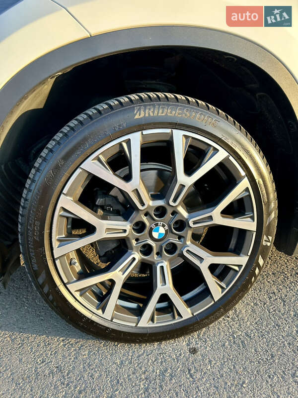 Позашляховик / Кросовер BMW X1 2017 в Одесі
