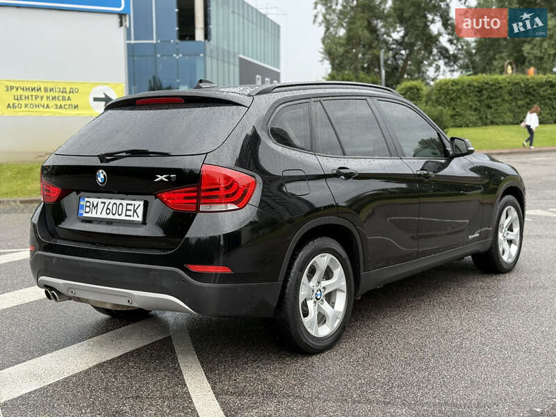 Внедорожник / Кроссовер BMW X1 2015 в Киеве