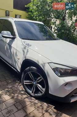 Позашляховик / Кросовер BMW X1 2009 в Львові