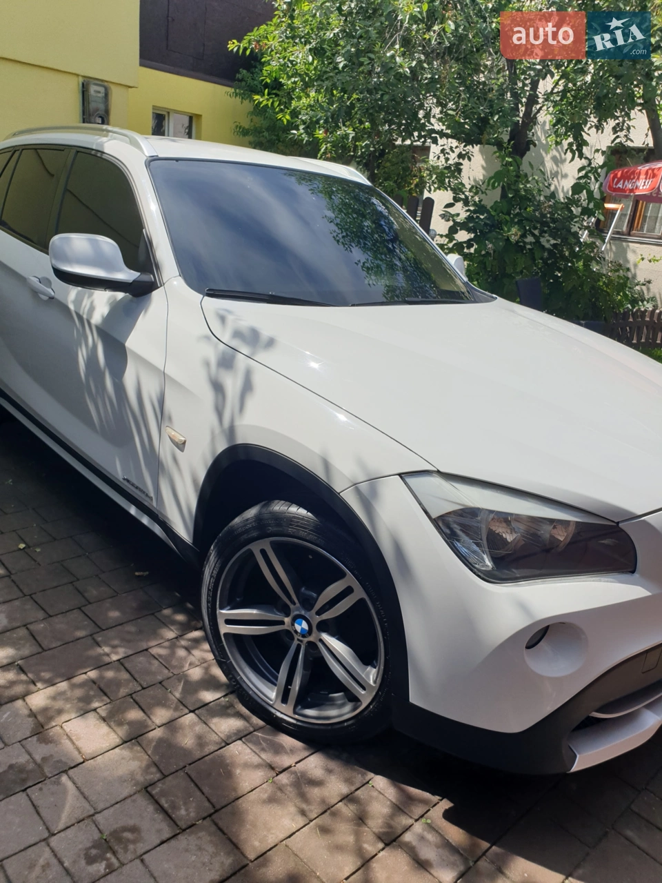 2010 BMW X1 - мініатюра 11