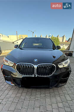 Внедорожник / Кроссовер BMW X1 2022 в Ивано-Франковске