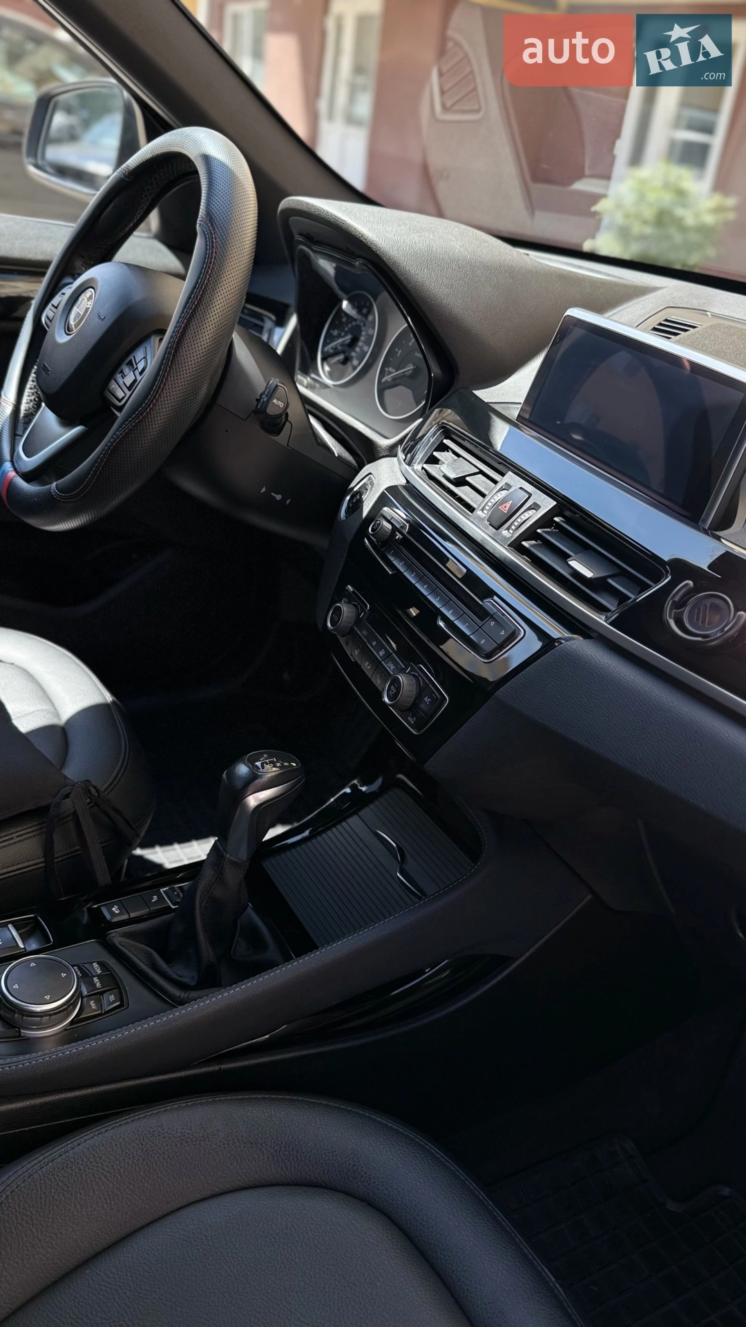 2016 BMW X1 - мініатюра 3