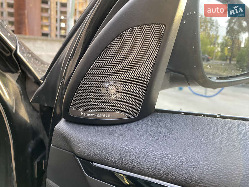 Позашляховик / Кросовер BMW X1 2015 в Києві