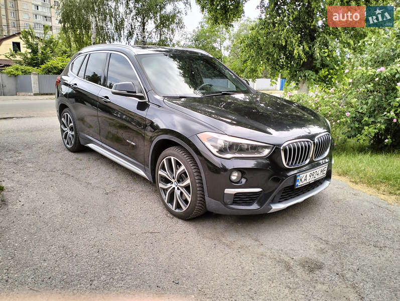 Позашляховик / Кросовер BMW X1 2015 в Києві