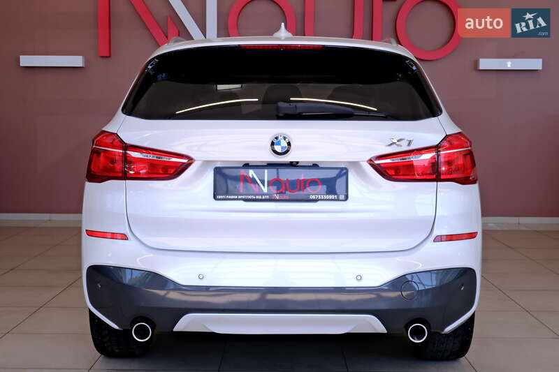 Внедорожник / Кроссовер BMW X1 2017 в Одессе