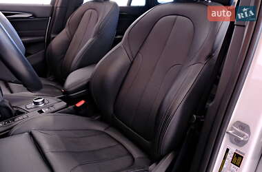 Внедорожник / Кроссовер BMW X1 2017 в 