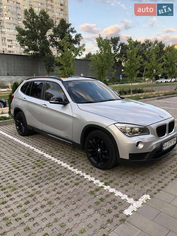 Внедорожник / Кроссовер BMW X1 2014 в Киеве