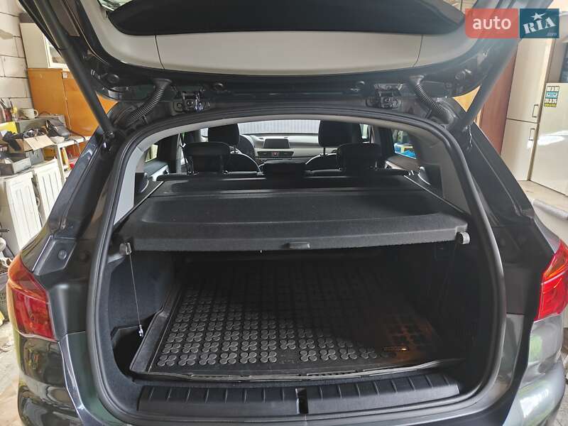 Позашляховик / Кросовер BMW X1 2016 в Києві