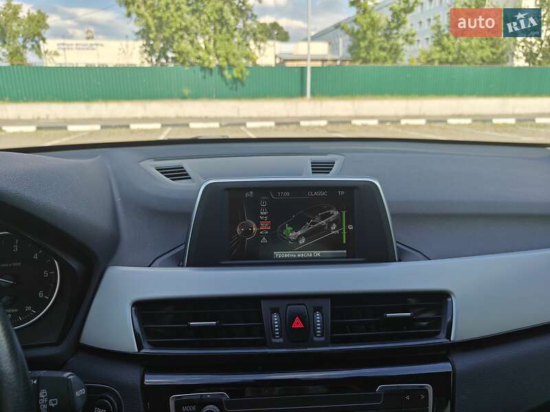 Позашляховик / Кросовер BMW X1 2016 в Києві