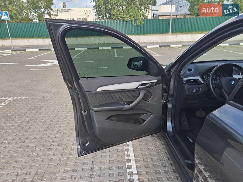 Позашляховик / Кросовер BMW X1 2016 в Києві