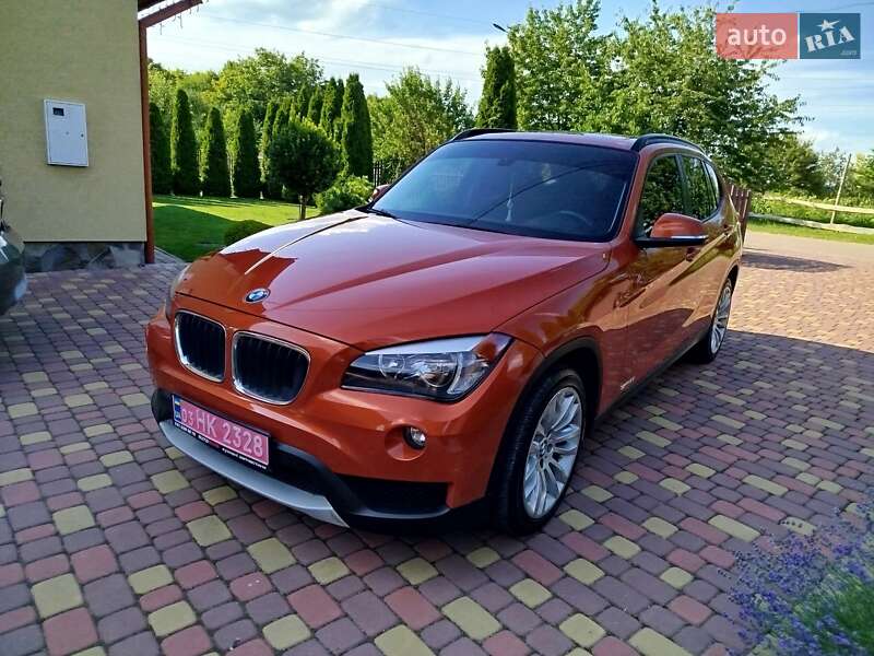 Внедорожник / Кроссовер BMW X1 2013 в Владимире