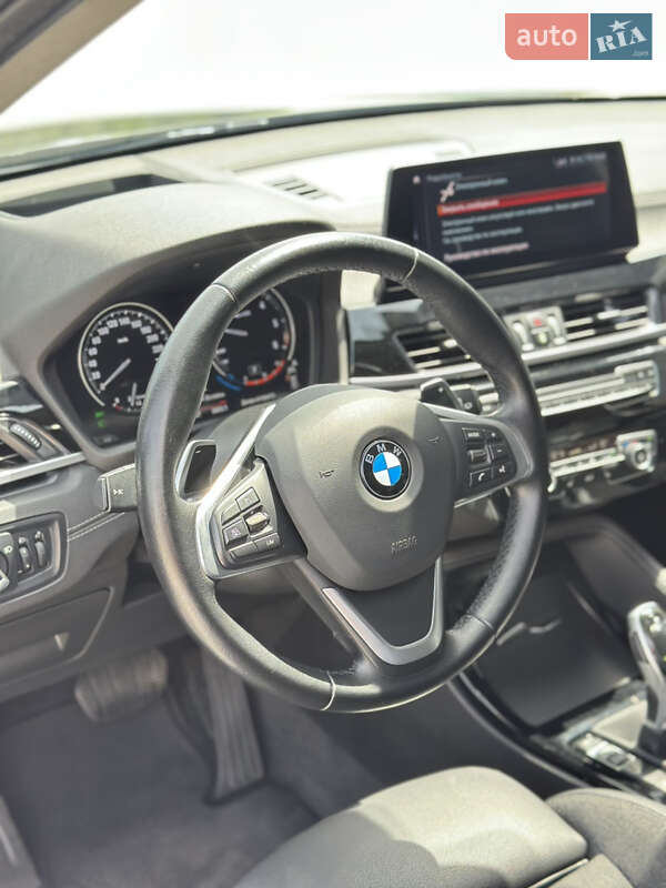 Позашляховик / Кросовер BMW X1 2021 в Чернівцях