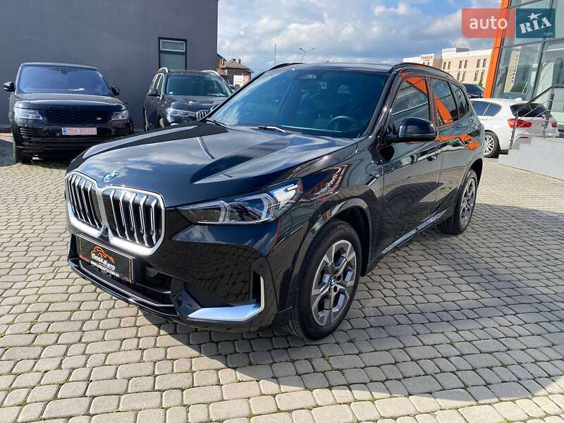 Внедорожник / Кроссовер BMW X1 2024 в Львове