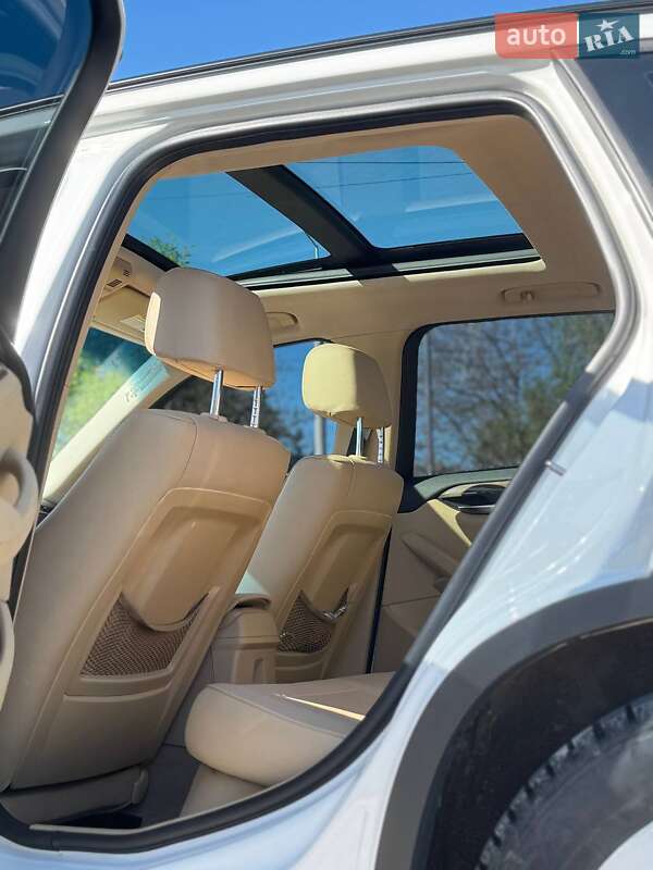 Позашляховик / Кросовер BMW X1 2012 в Вінниці