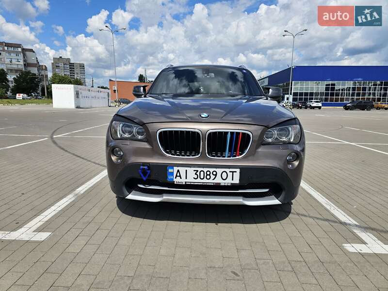 Внедорожник / Кроссовер BMW X1 2010 в Сумах