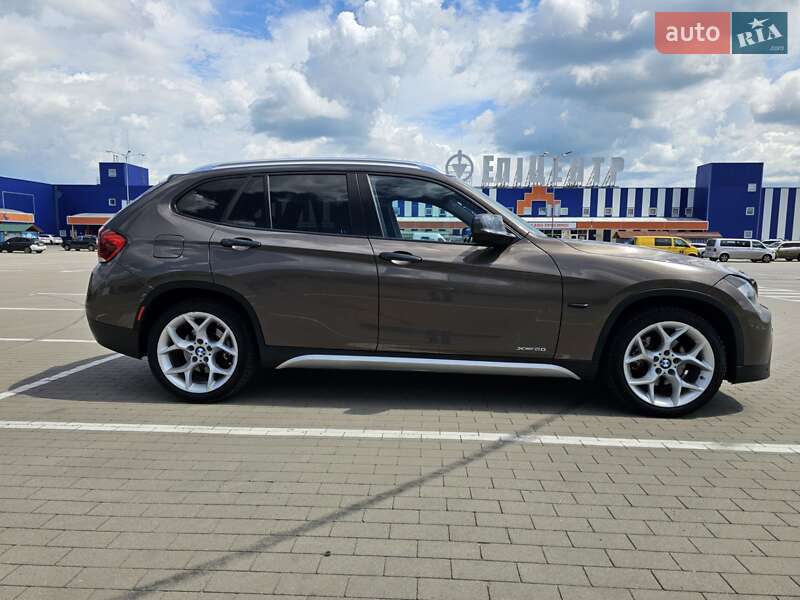 Внедорожник / Кроссовер BMW X1 2010 в Сумах