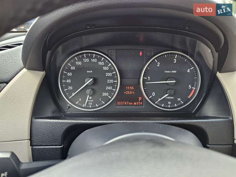 Внедорожник / Кроссовер BMW X1 2010 в Сумах