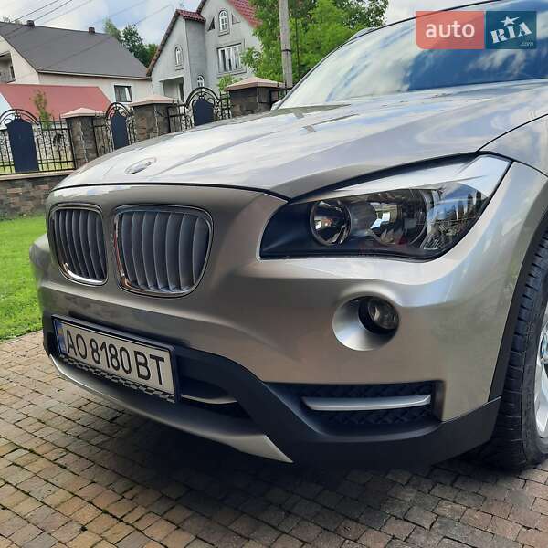 Внедорожник / Кроссовер BMW X1 2014 в Ужгороде