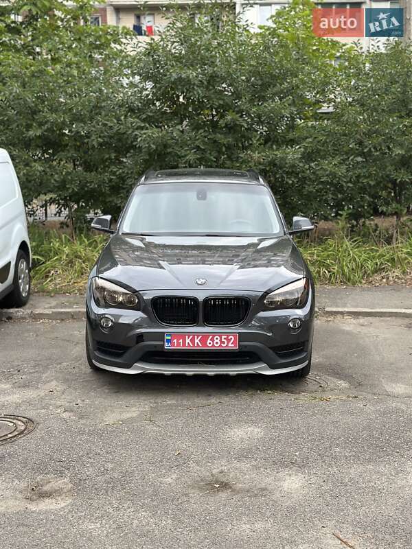 Внедорожник / Кроссовер BMW X1 2015 в Киеве