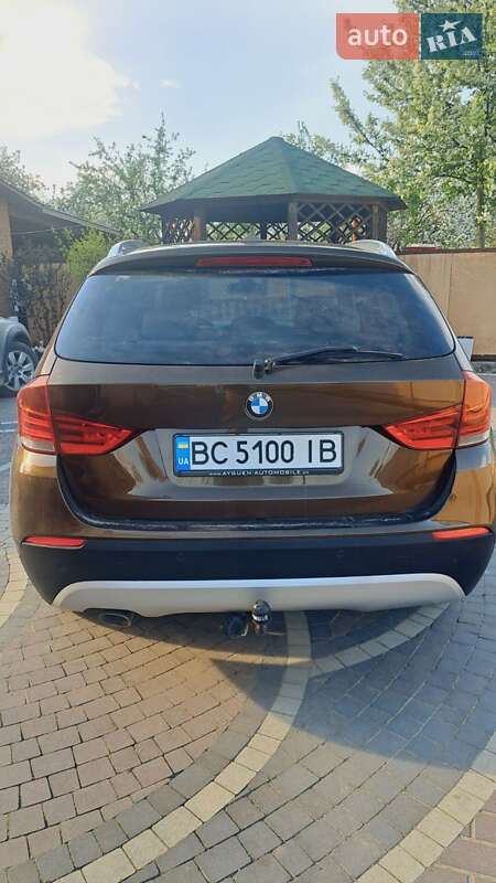 Внедорожник / Кроссовер BMW X1 2010 в Львове