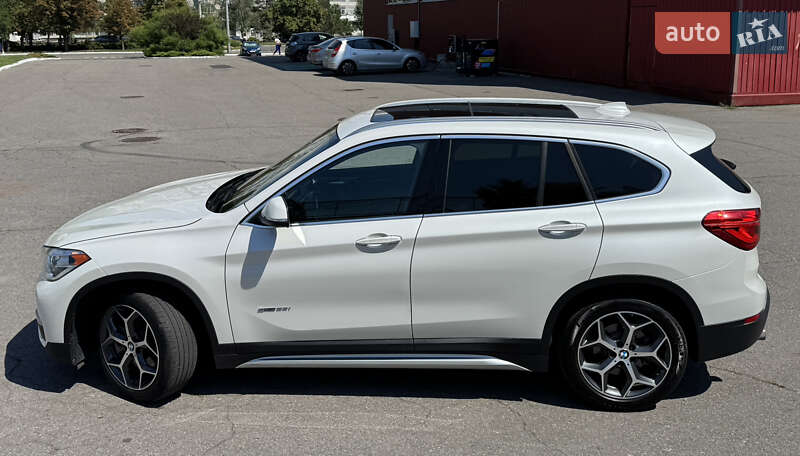 Внедорожник / Кроссовер BMW X1 2016 в Кременчуге фото 7 Внедорожник / Кроссовер BMW X1 2016 в Кременчуге