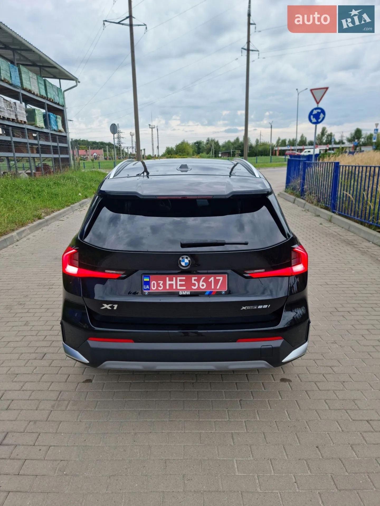 2023 BMW X1 - мініатюра 16