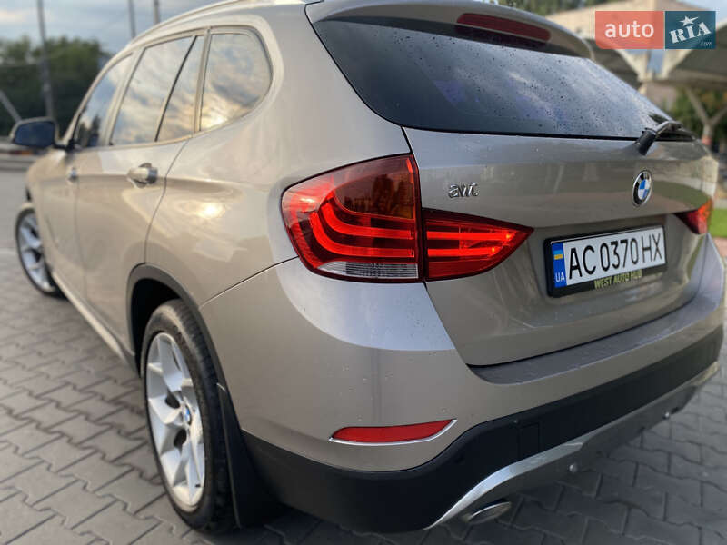 Внедорожник / Кроссовер BMW X1 2013 в Луцке