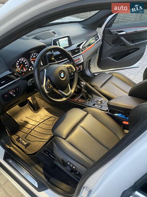 Внедорожник / Кроссовер BMW X1 2019 в Запорожье