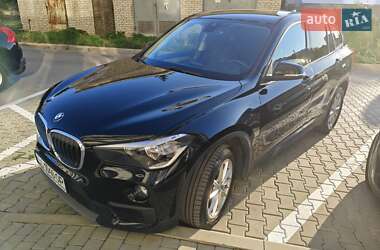 Внедорожник / Кроссовер BMW X1 2016 в Львове