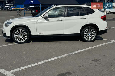 Позашляховик / Кросовер BMW X1 2014 в Києві