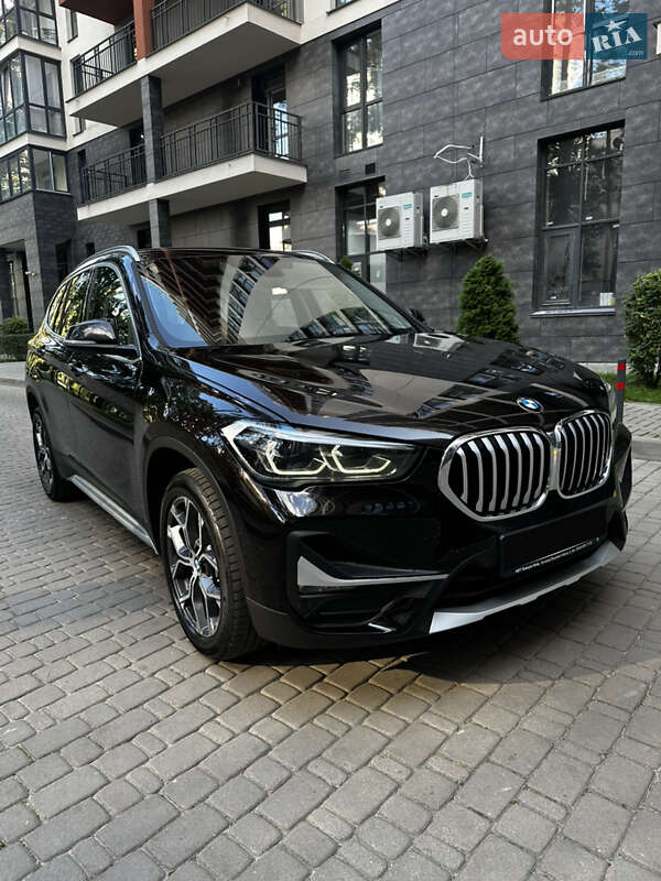 Позашляховик / Кросовер BMW X1 2021 в Броварах