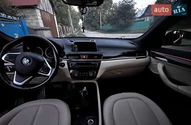 Внедорожник / Кроссовер BMW X1 2017 в Каменец-Подольском