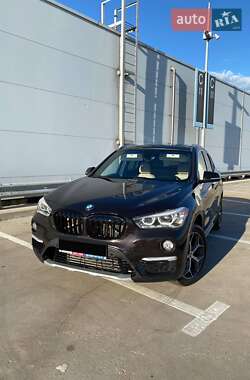 Позашляховик / Кросовер BMW X1 2016 в Києві
